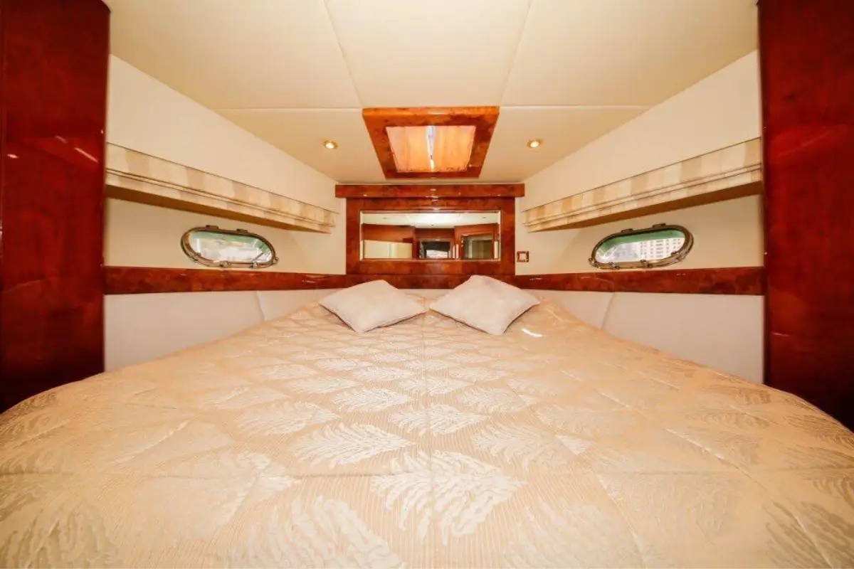 55 Ft Majesty Yacht — photo 11