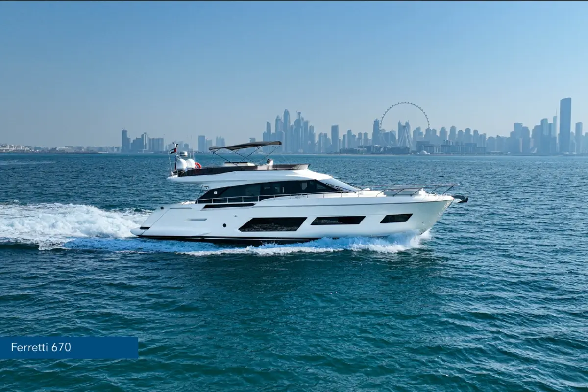 Ferretti 670 Luxury Yacht — photo 2