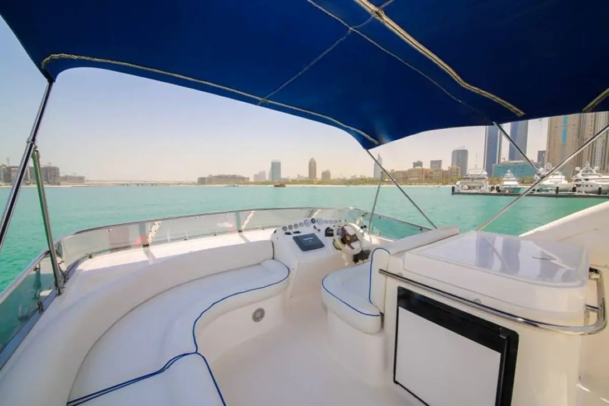 55 Ft Majesty Yacht — photo 10
