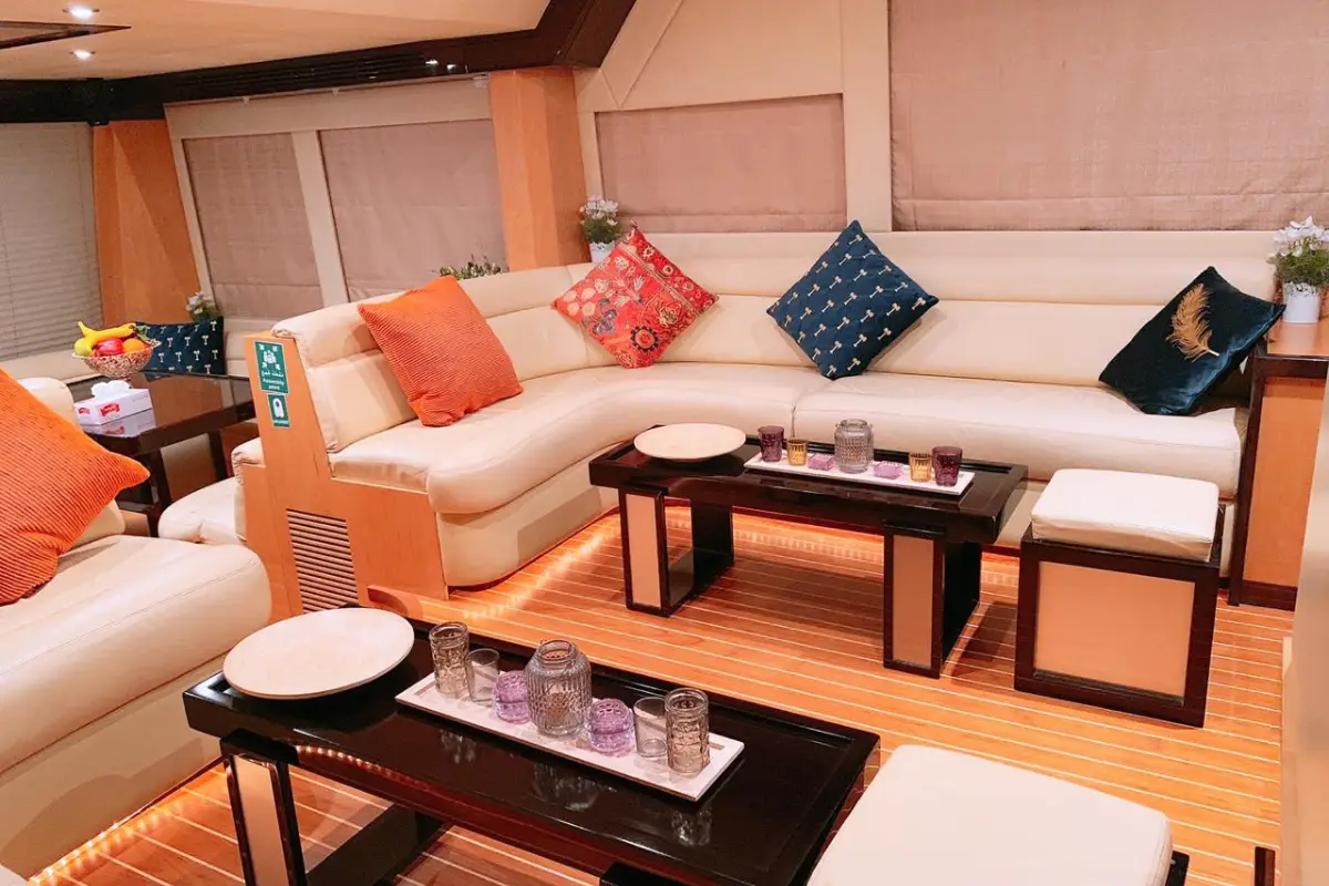 56 Ft Majesty Luxury Yacht — photo 4