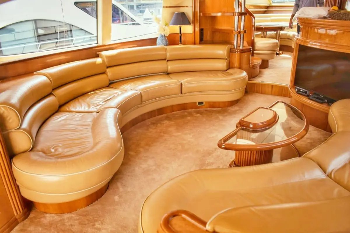82 Ft Paradise with Jaccuzi — photo 6