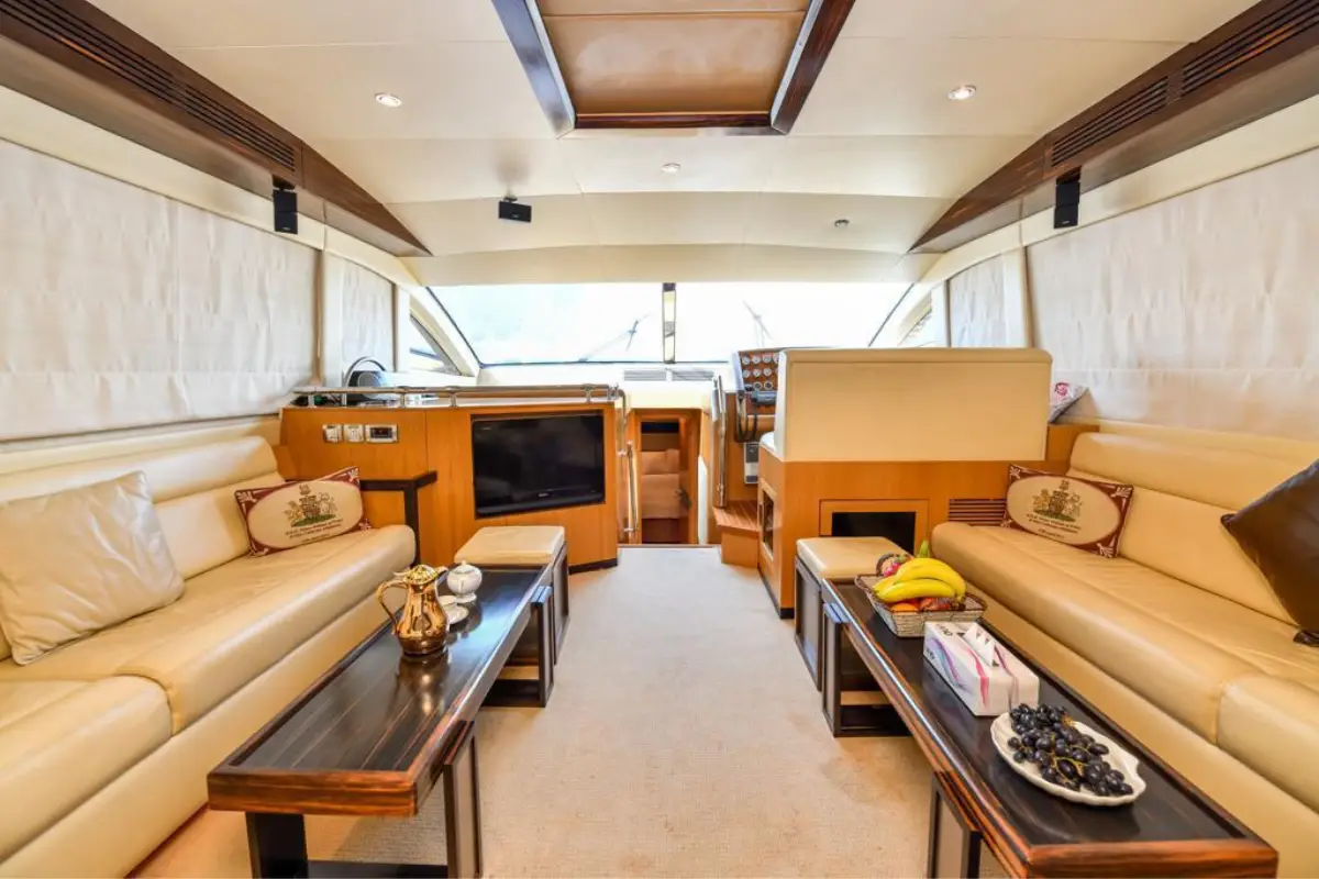 56 Ft Majesty Luxury Yacht — photo 3