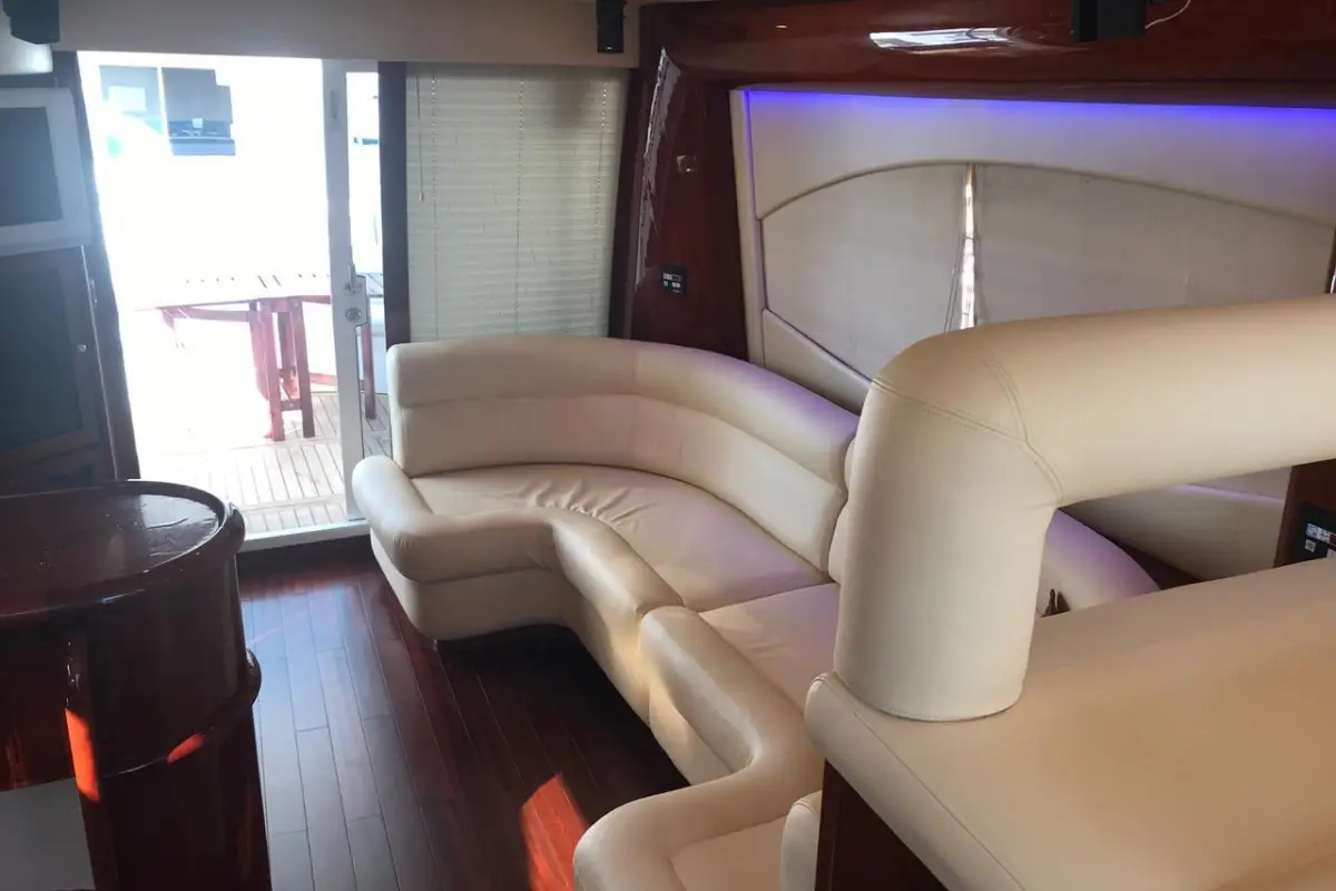 55 Ft Majesty Yacht — photo 8