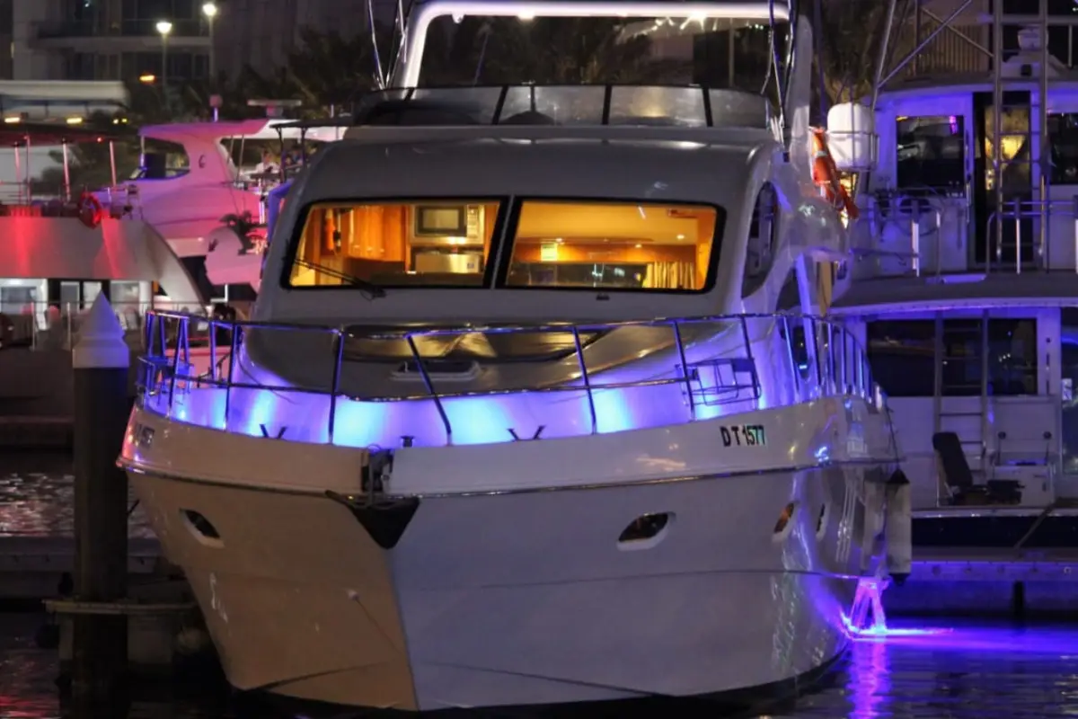 56 Ft Majesty Yacht — photo 9